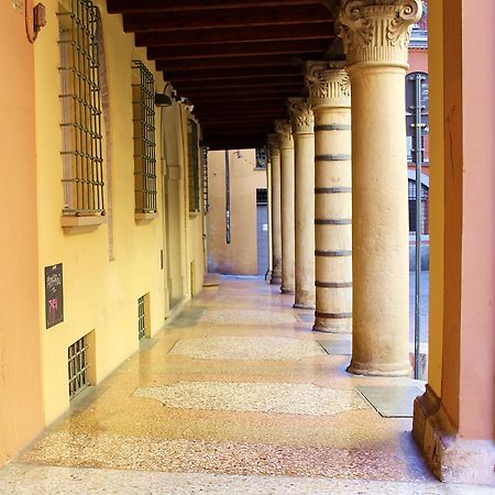 Appartamento Alle Due Torri Bolonia Exterior foto
